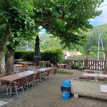 Auberge Des Platanes Villevocance 外观 照片