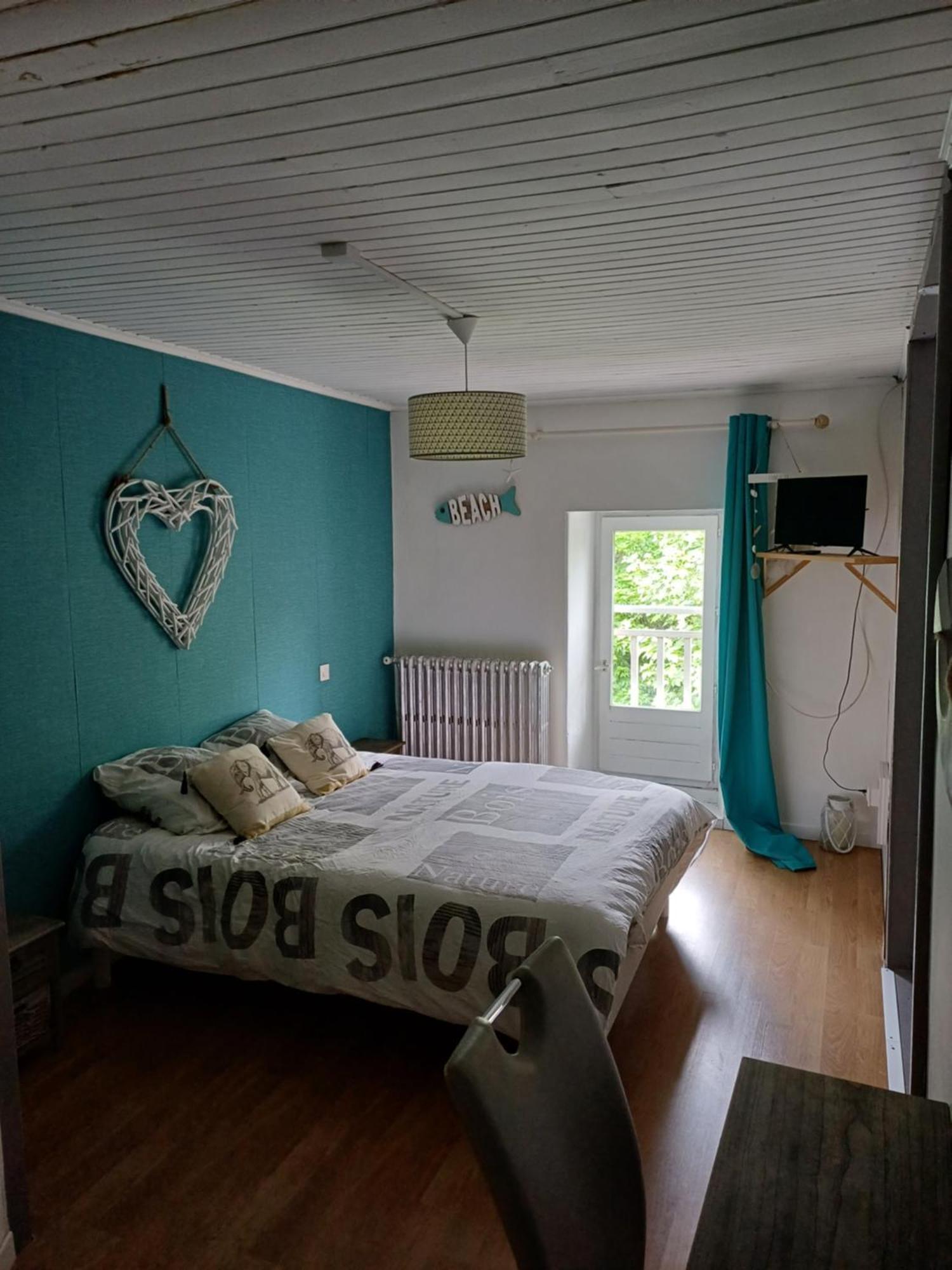 Auberge Des Platanes Villevocance 外观 照片
